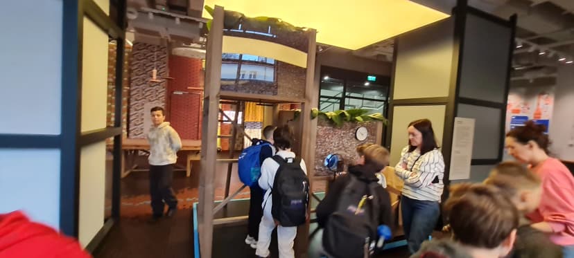 Wycieczka do Fabryki Czekolady E. Wedel - kl.5 a