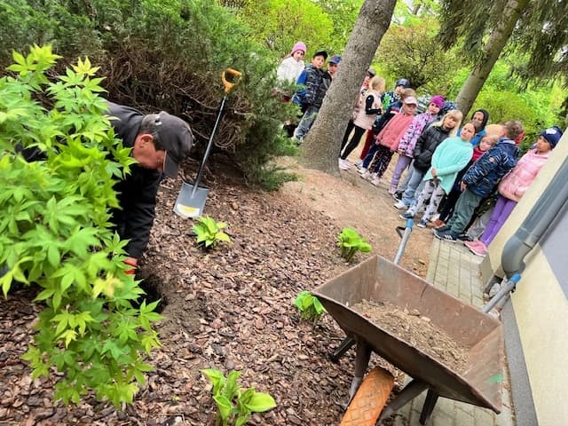 Drzewo za drzewo - 1a zasadziła swoją nagrodę