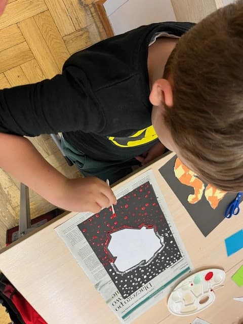 Praca plastyczna na majowe święta - klasa 1a