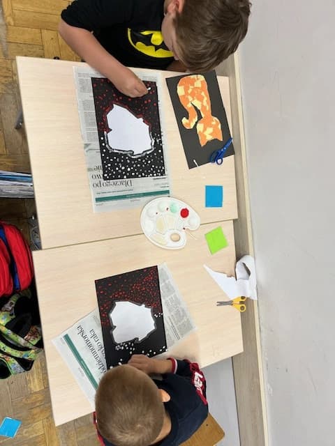 Praca plastyczna na majowe święta - klasa 1a