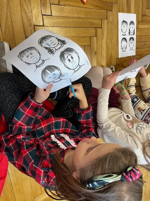 Rozmawiamy o emocjach - kolejne zajęcia "Spójrz inaczej" w 1a