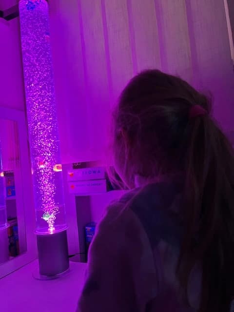 Kącik doświadczania świata w SP104