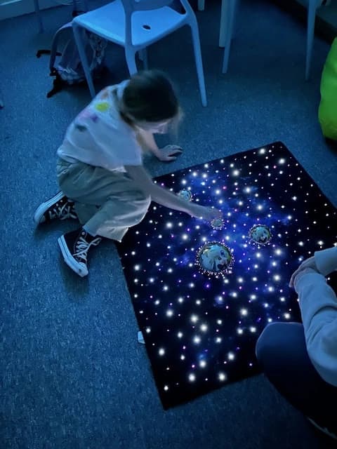 Kącik doświadczania świata w SP104