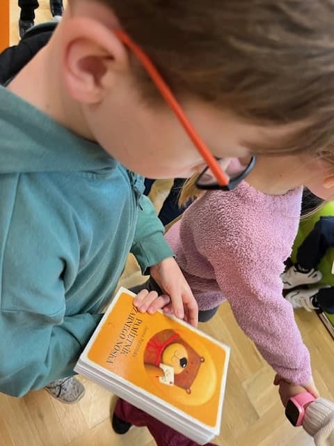 Marcowe, czytelnicze wyzwanie dla uczniów kl. 1a