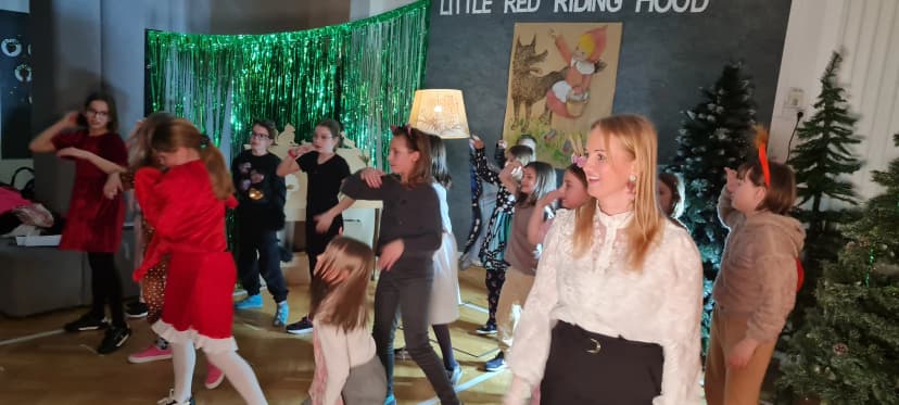 Przedstawienie "Kopciuszek" w języku angielskim