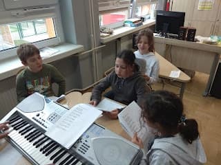 Dobrze zapowiadający się wokaliści...