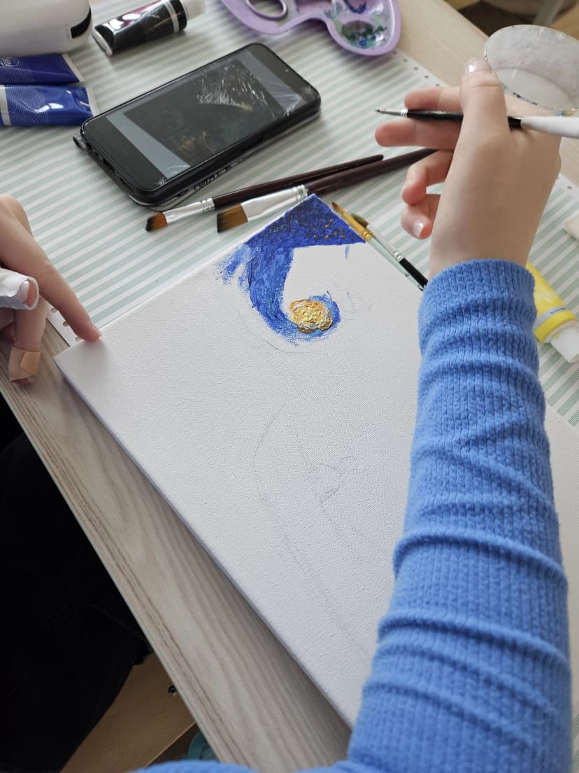 Malowanie akrylami na płótnie kl.VIIa VIIb