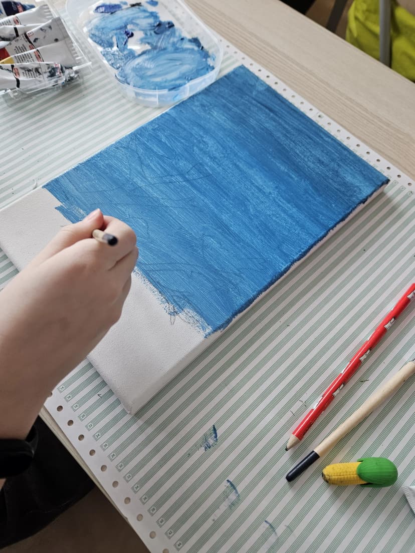 Malowanie akrylami na płótnie kl.VIIa VIIb