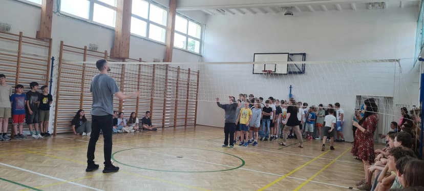 Karol Kłos - siatkarz, reprezentant Polski - nasz były uczeń :)