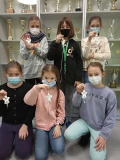 Aniołki w szkolnej świetlicy