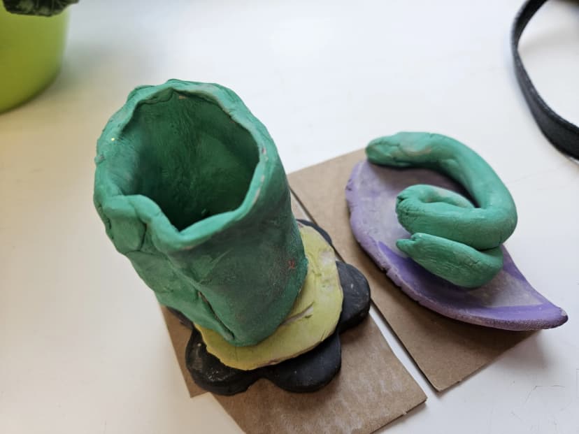 Zajęcia plastyczne z Panią Dorotką Dragan.