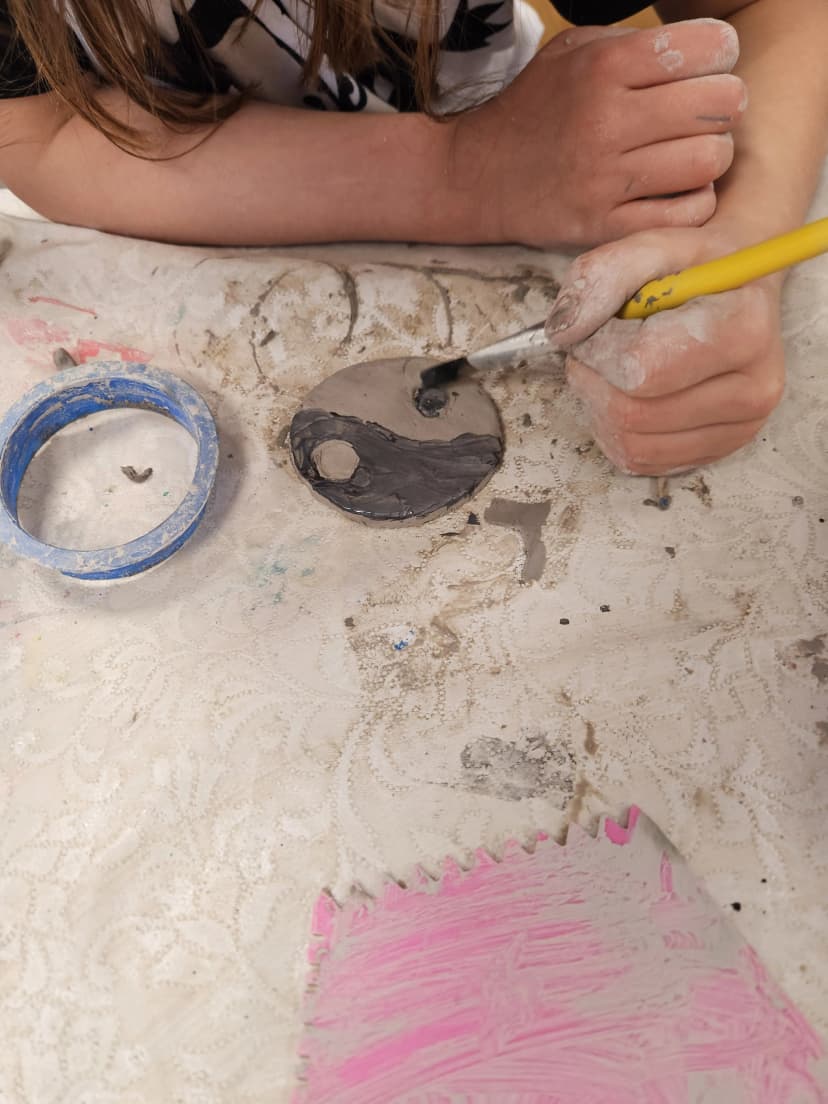 Zajęcia plastyczne z Panią Dorotką Dragan.