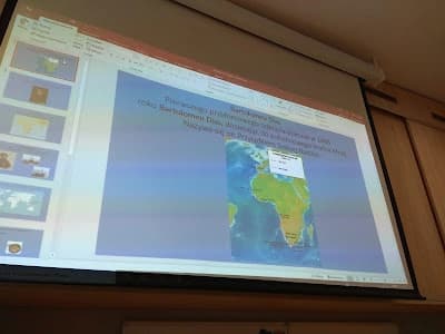 Palcem po globusie...