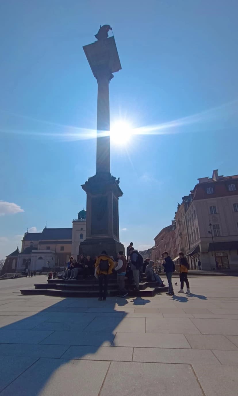 8 b - Wycieczka - Śladami bohaterów "Kamieni na szaniec"