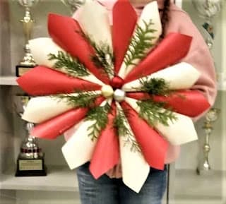 Nowoczesne ozdoby świąteczne na drzwi