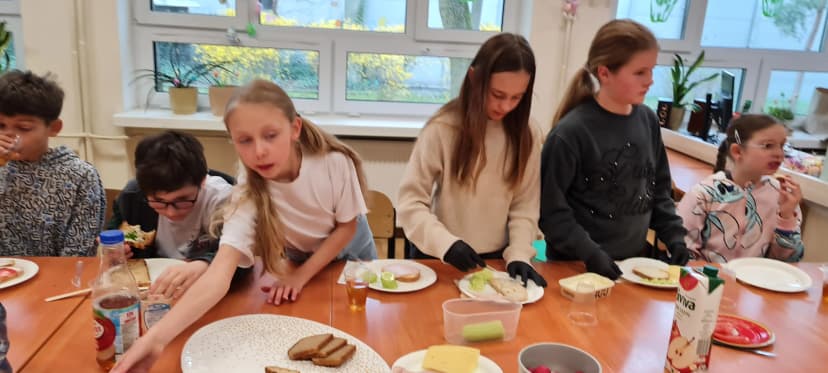 Zdrowe śniadanie w 3a