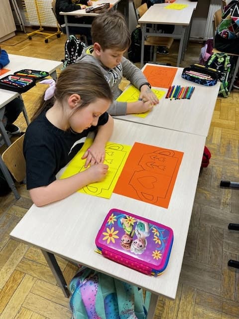 Prezenty dla Babć i Dziadków - plastyka w klasie 1a