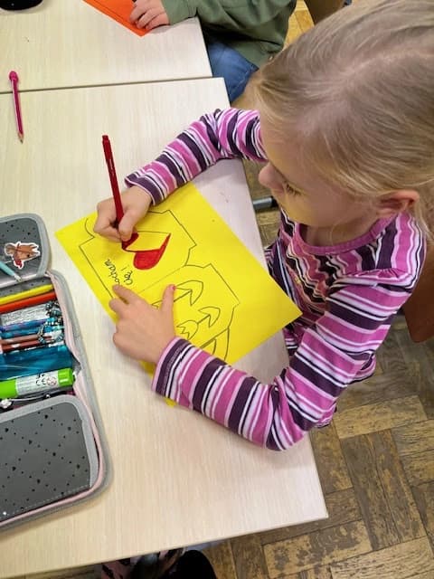 Prezenty dla Babć i Dziadków - plastyka w klasie 1a