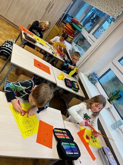 Prezenty dla Babć i Dziadków - plastyka w klasie 1a