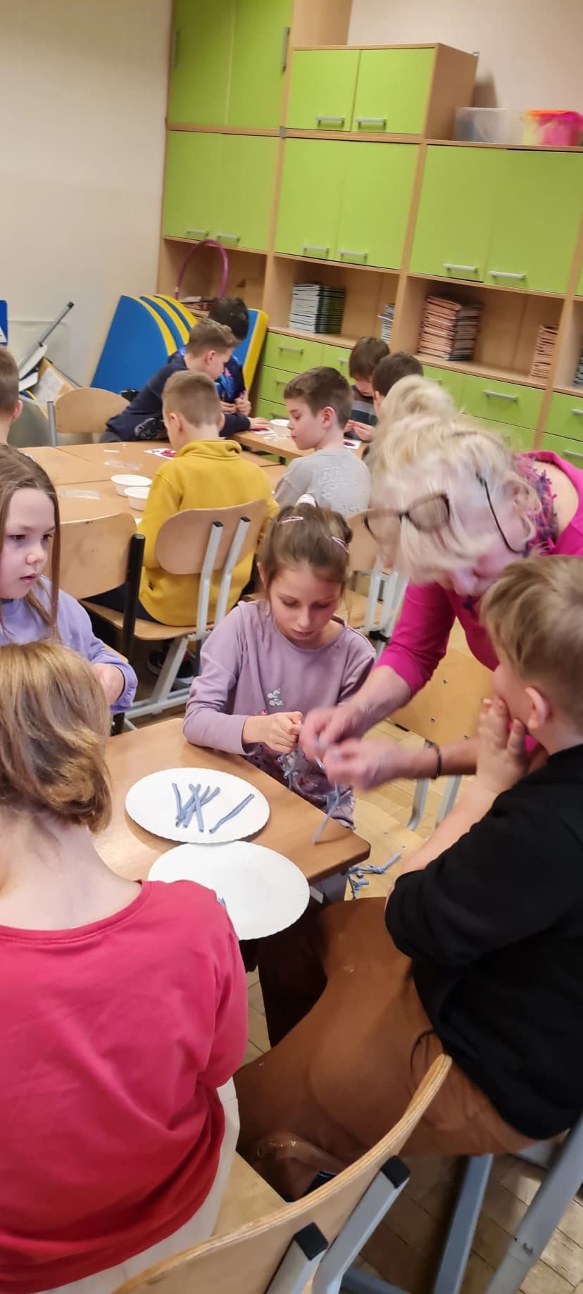 ZIMA W MIEŚCIE 2025 - warsztaty hand - made - tworzenie biżuterii i serc