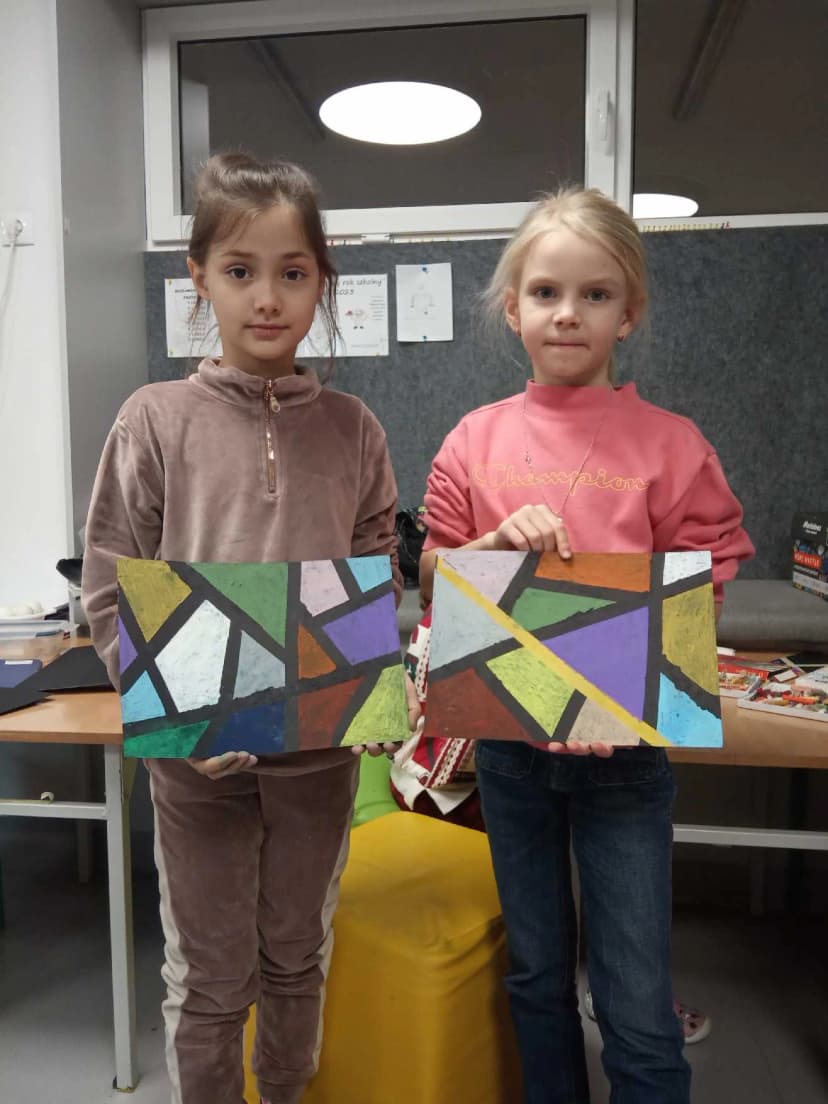 Kreatywne zajęcia z panią Bogusią.