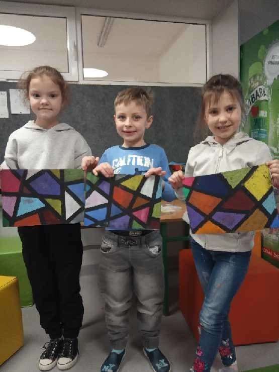 Kreatywne zajęcia z panią Bogusią.
