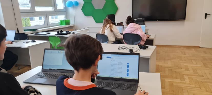 Informatyka - klasa 6 a