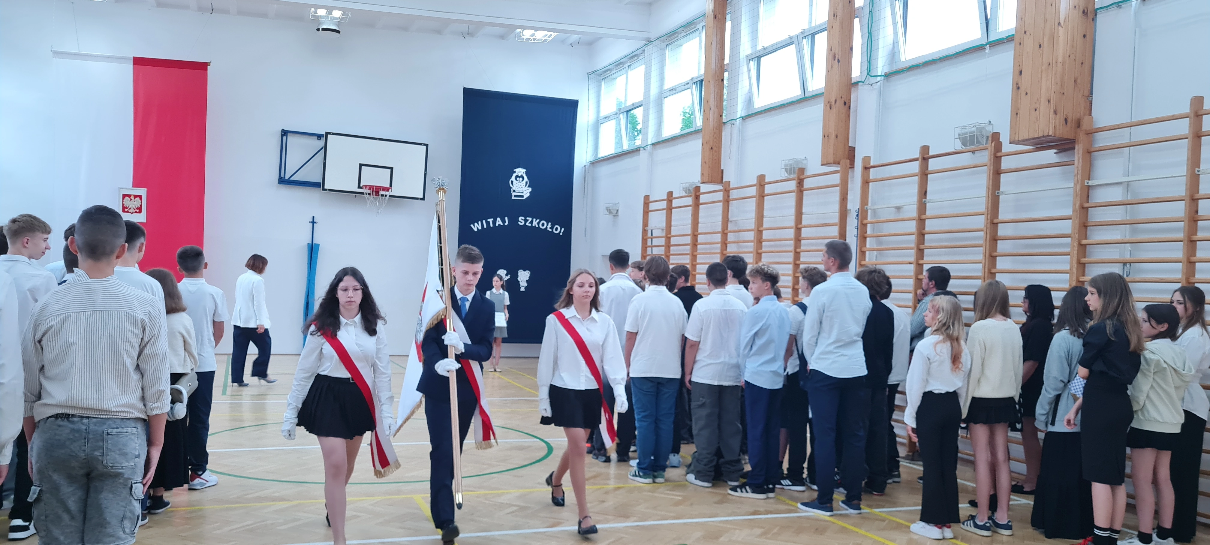Uroczyste rozpoczęcie roku szkolnego 2025/2026 - zdjęcie 4