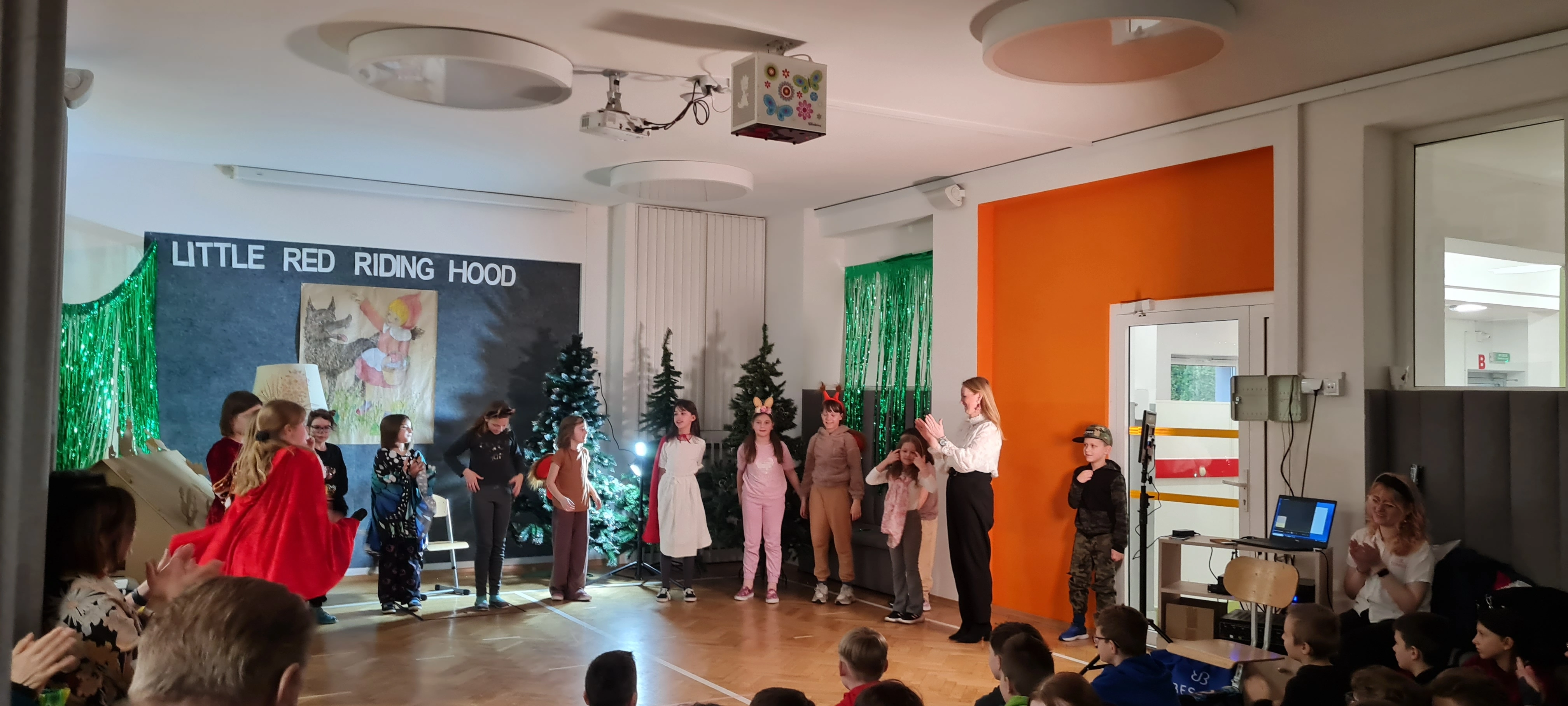 Przedstawienie "Kopciuszek" w języku angielskim - zdjęcie 3