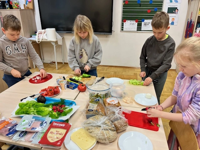 Poznajemy smaki - język angielski w klasie 1a - zdjęcie 6