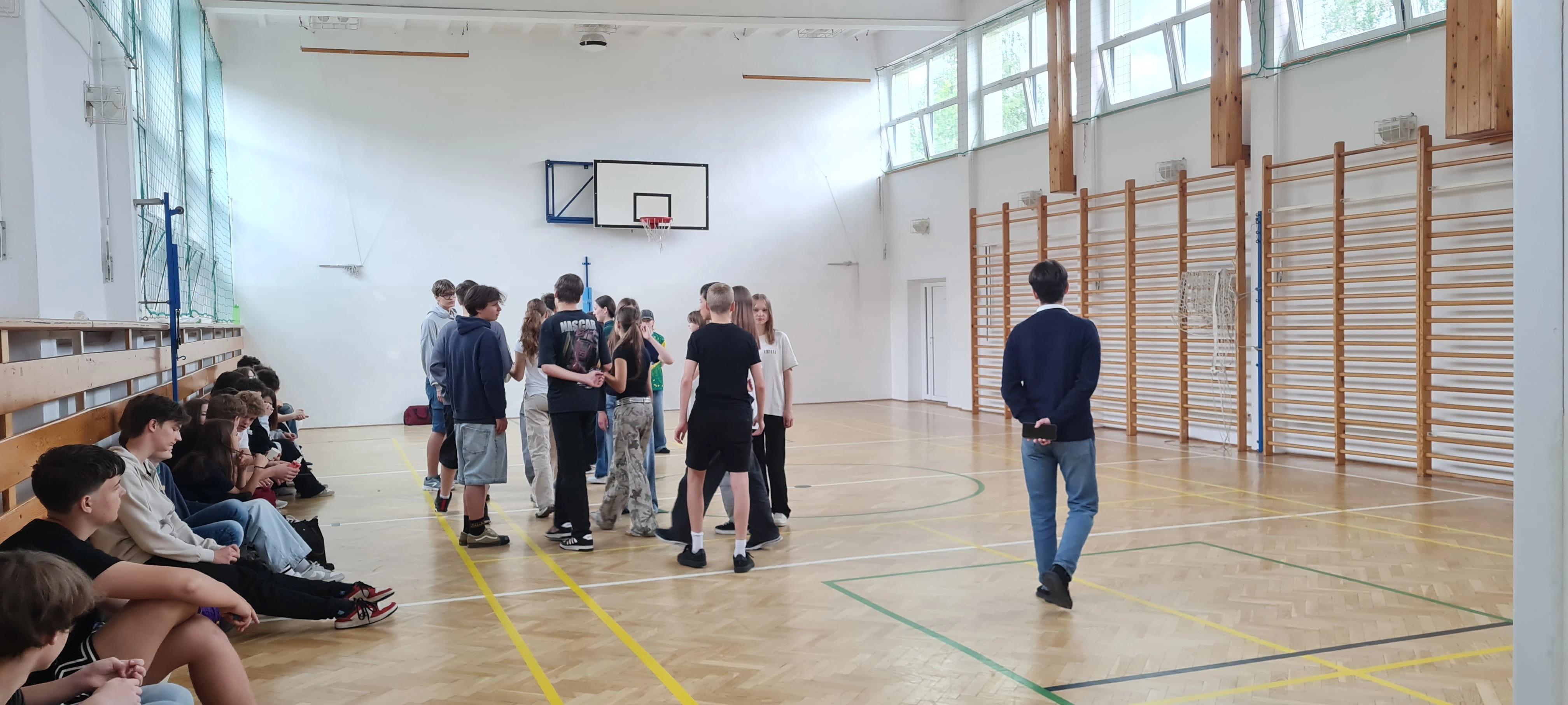 8 a i 8 b - próby do poloneza - zdjęcie 2