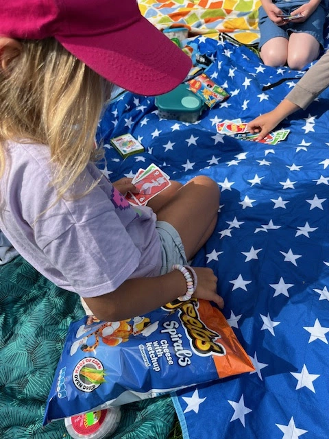 Kolejny nieZWYKŁY dzień w 1a - piknik rekreacyjno-sportowy - zdjęcie 4