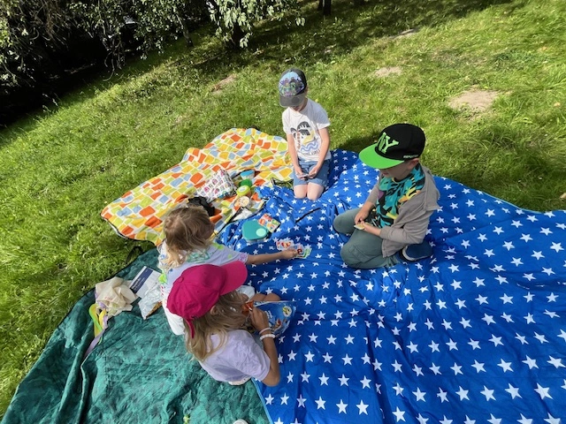 Kolejny nieZWYKŁY dzień w 1a - piknik rekreacyjno-sportowy - zdjęcie 5