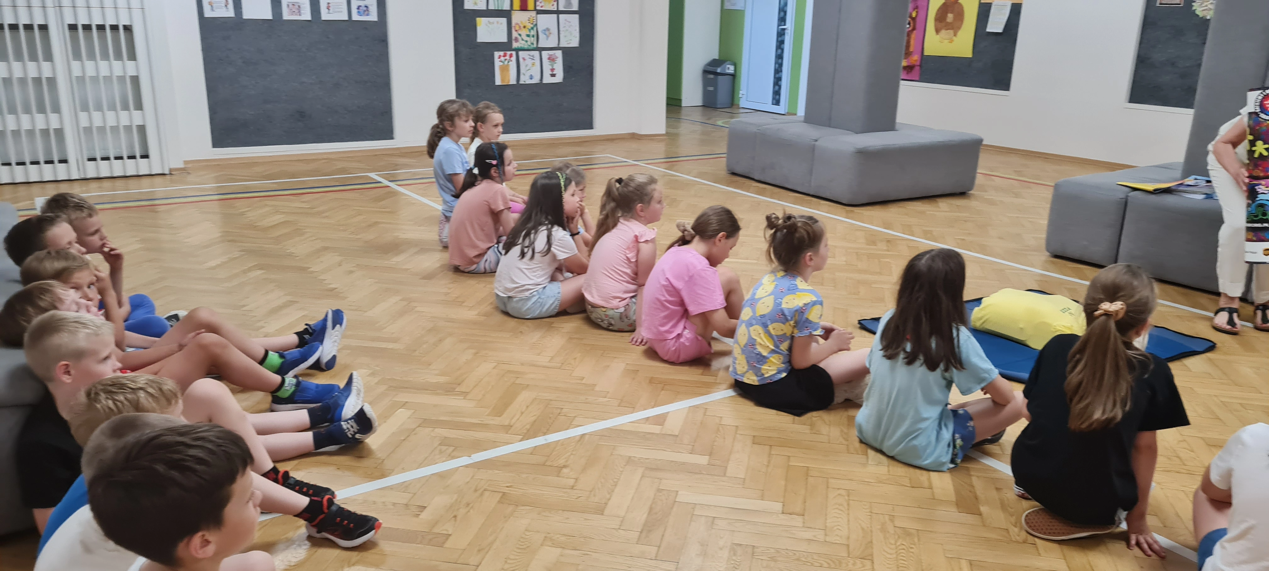 Zajęcia - pierwsza pomoc - klasa 1 - zdjęcie 3