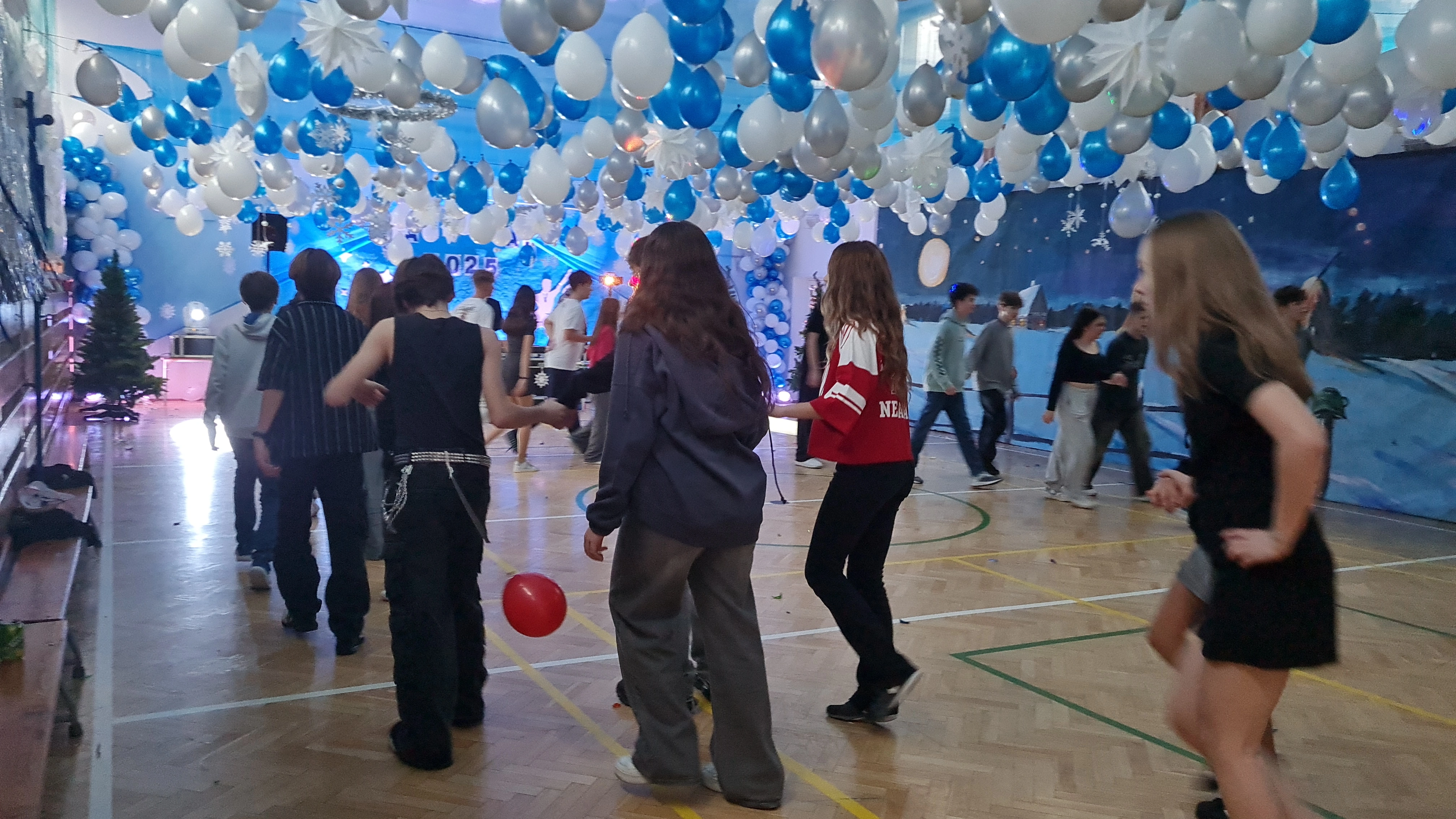 BAL KARNAWAŁOWY - klas 7-8 - zdjęcie 1