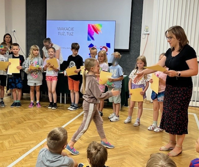 Zakończenie roku szkolnego 2024/2025 w 1a - zdjęcie 5