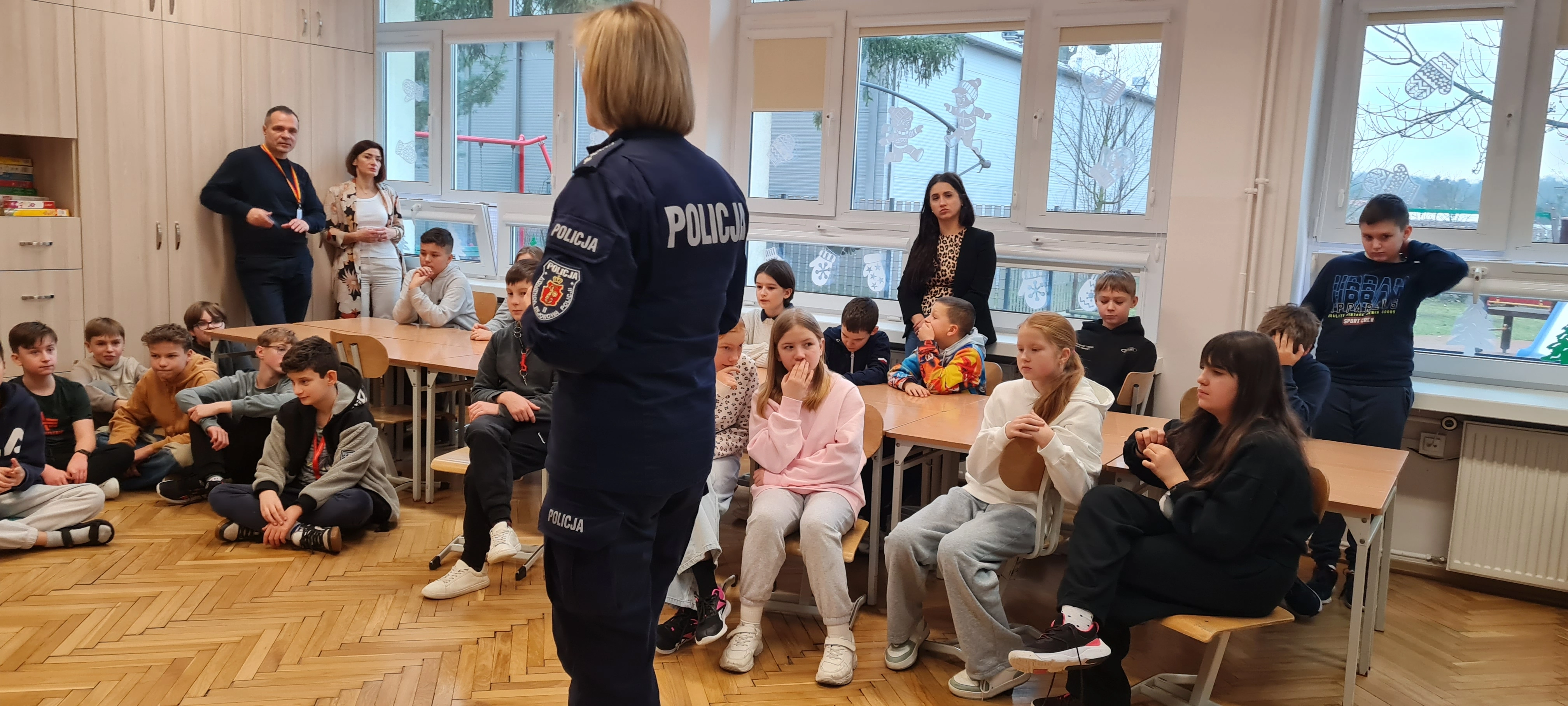 Warsztaty z policją dotyczące cyberbezpieczeństwa. - zdjęcie 4