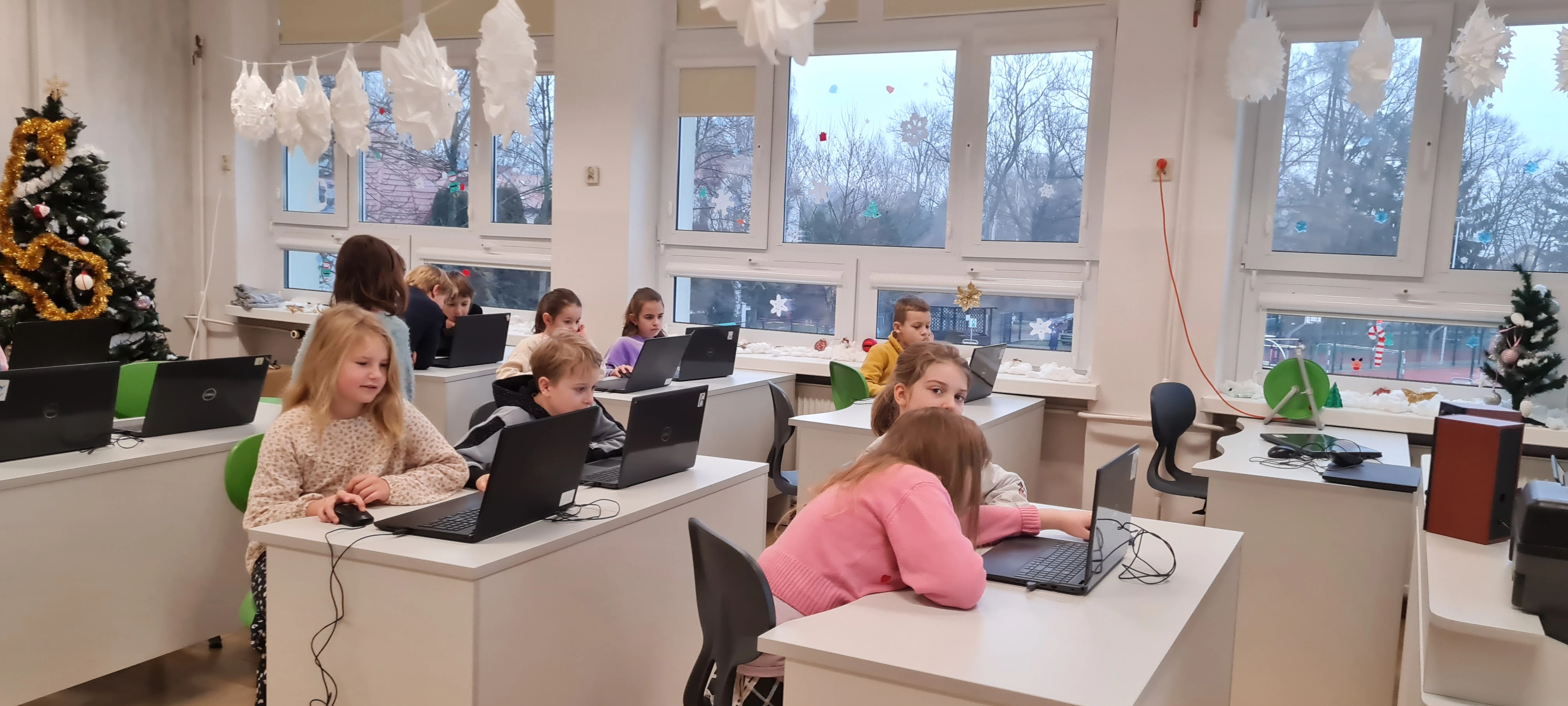 Informatyka - kl. 2 B - zdjęcie 3