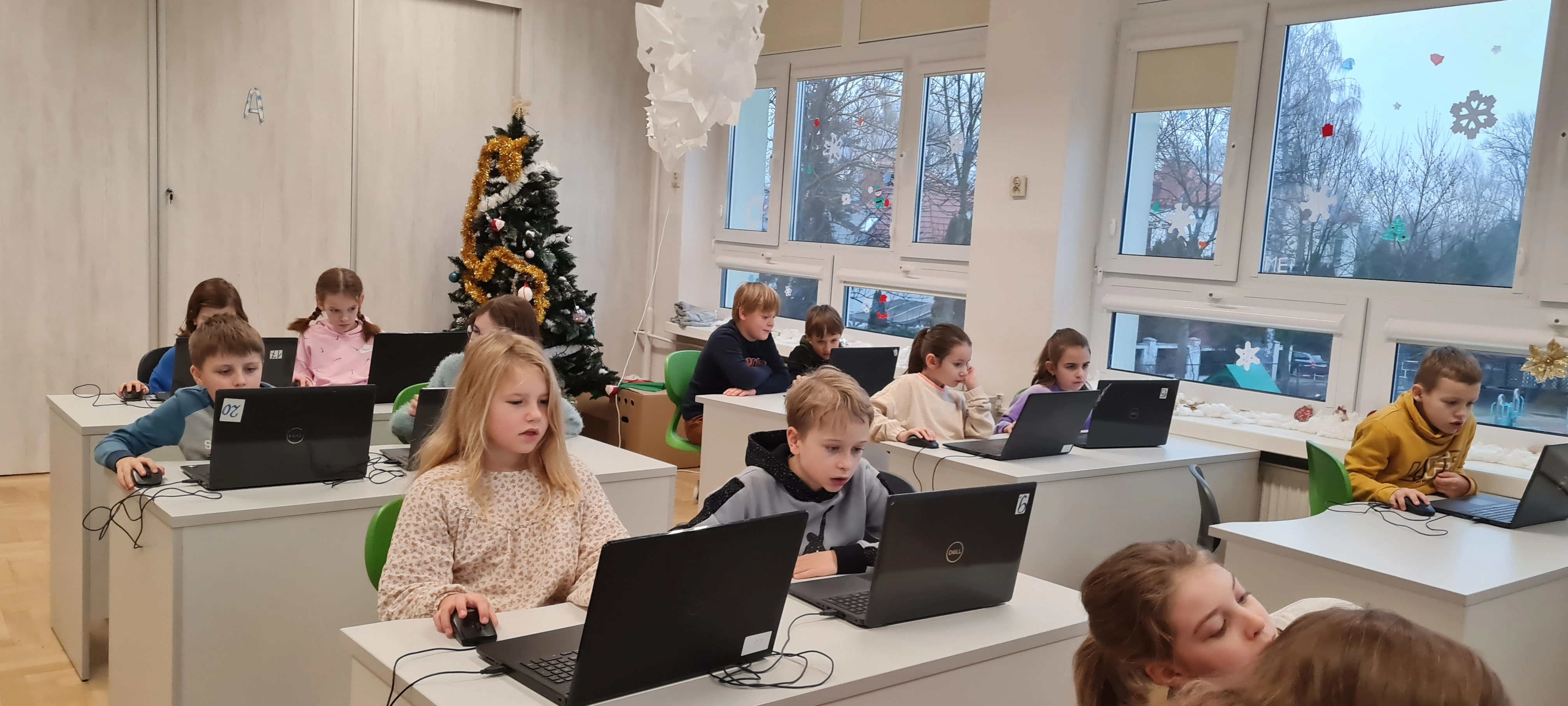 Informatyka - kl. 2 B - zdjęcie 4