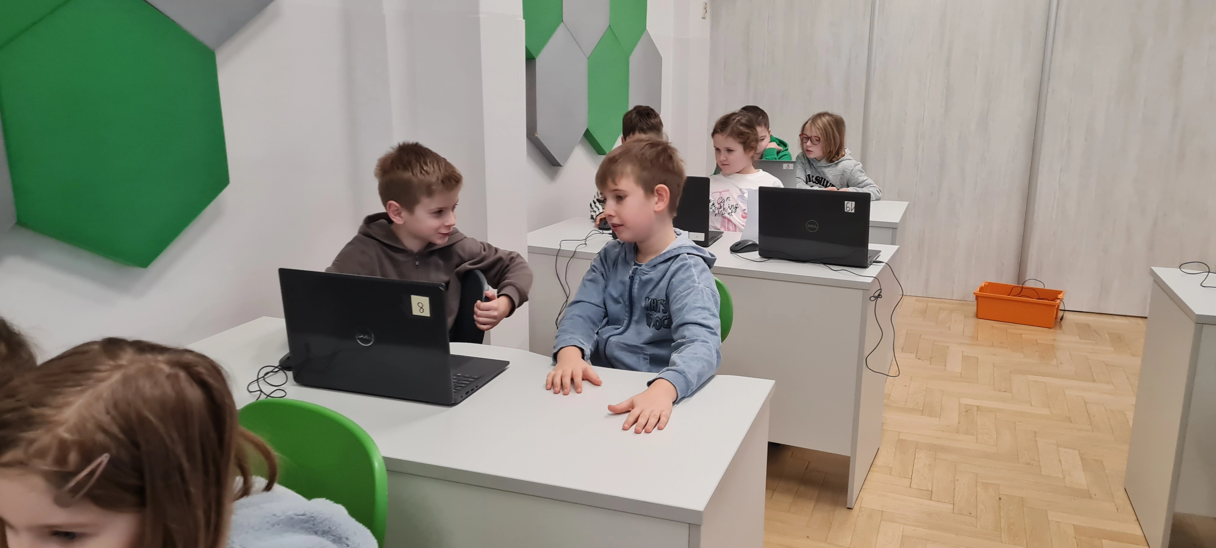 Informatyka - kl. 2 B - zdjęcie 5