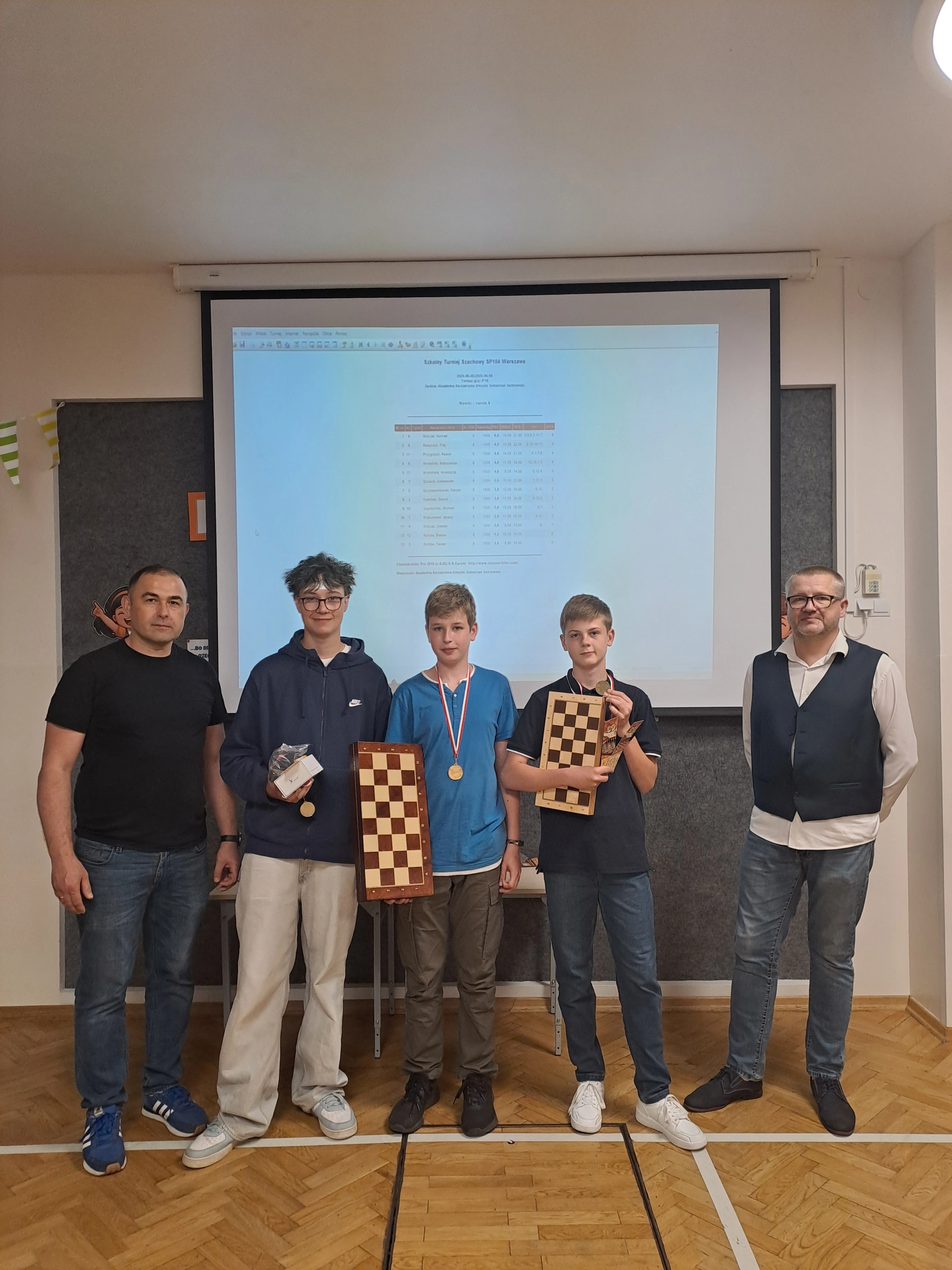 Szkolny turniej szachowy. - zdjęcie 2