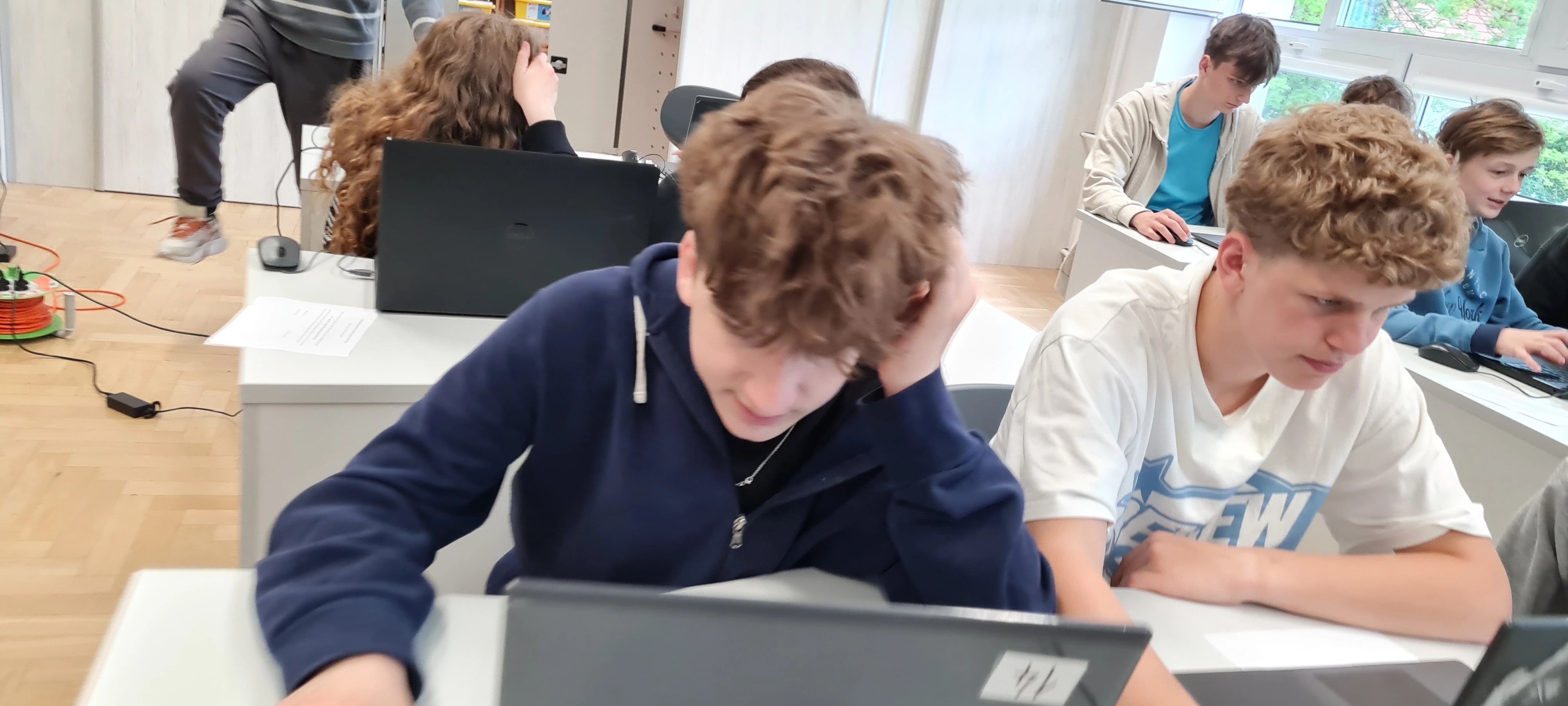 8 a- informatyka - zdjęcie 2