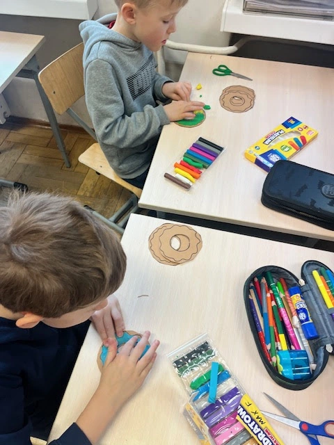 Przygotowania do tłustego czwartku w 1a - zdjęcie 4