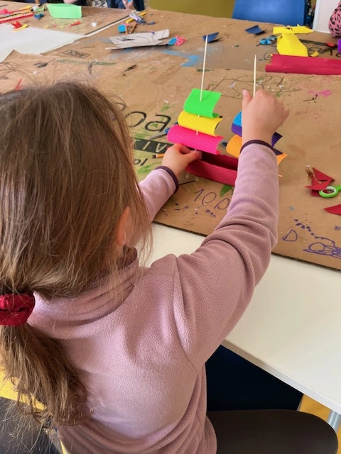 Klasa 1a na kreatywno-sportowych warsztatach w Młodzieżowym Domu Kultury Wilanów - zdjęcie 6