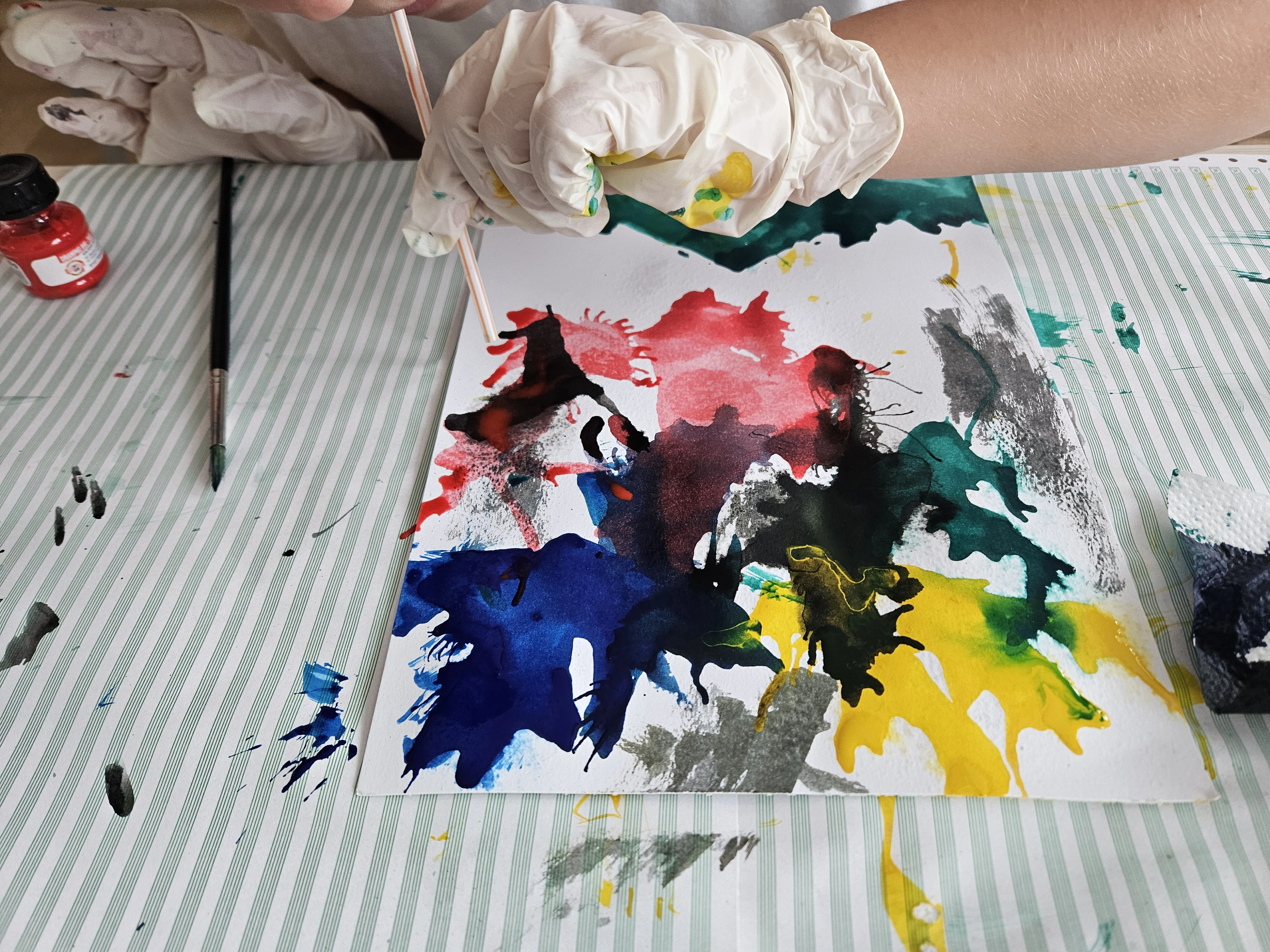 Malowanie kolorowymi tuszami kl.VIa - zdjęcie 4