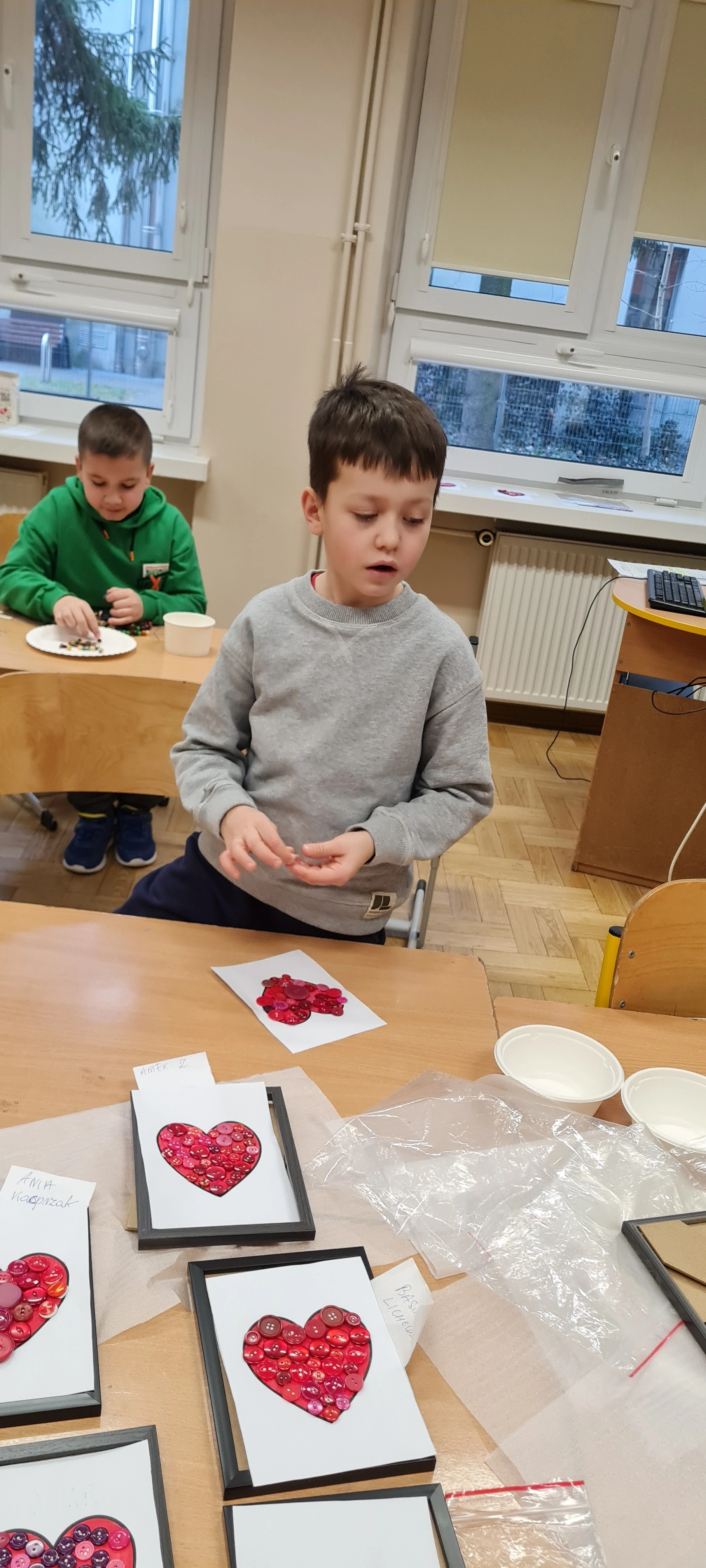 ZIMA W MIEŚCIE 2025 - warsztaty hand - made - tworzenie biżuterii i serc - zdjęcie 4