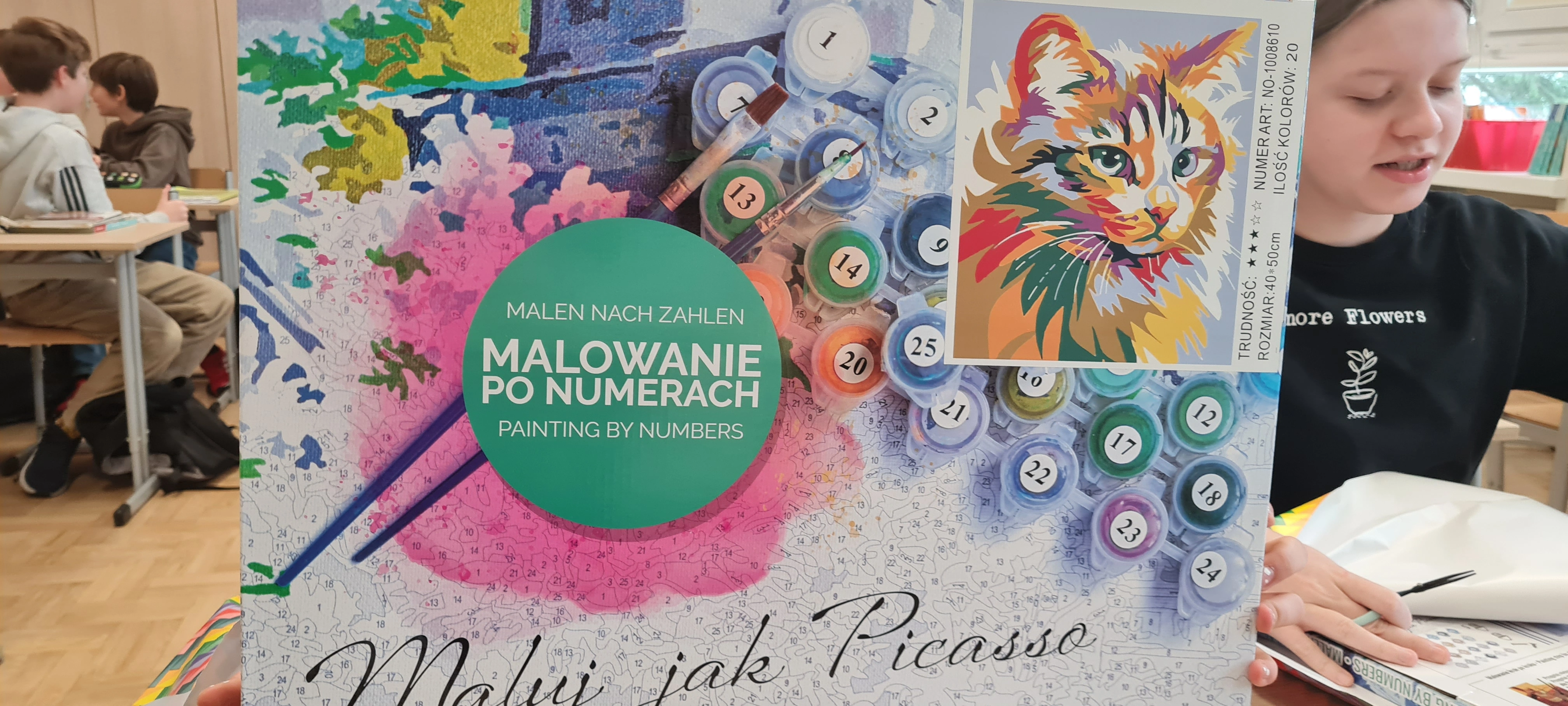 Dzień Kobiet w 5 a - zdjęcie 1