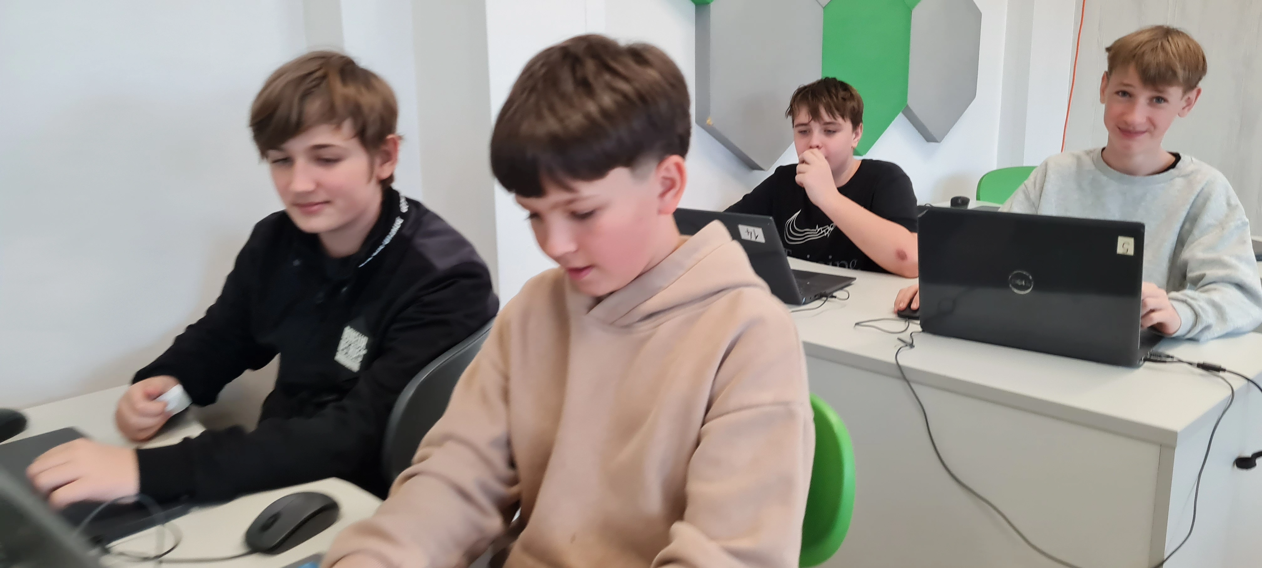 Informatyka - klasa 6 a - zdjęcie 5