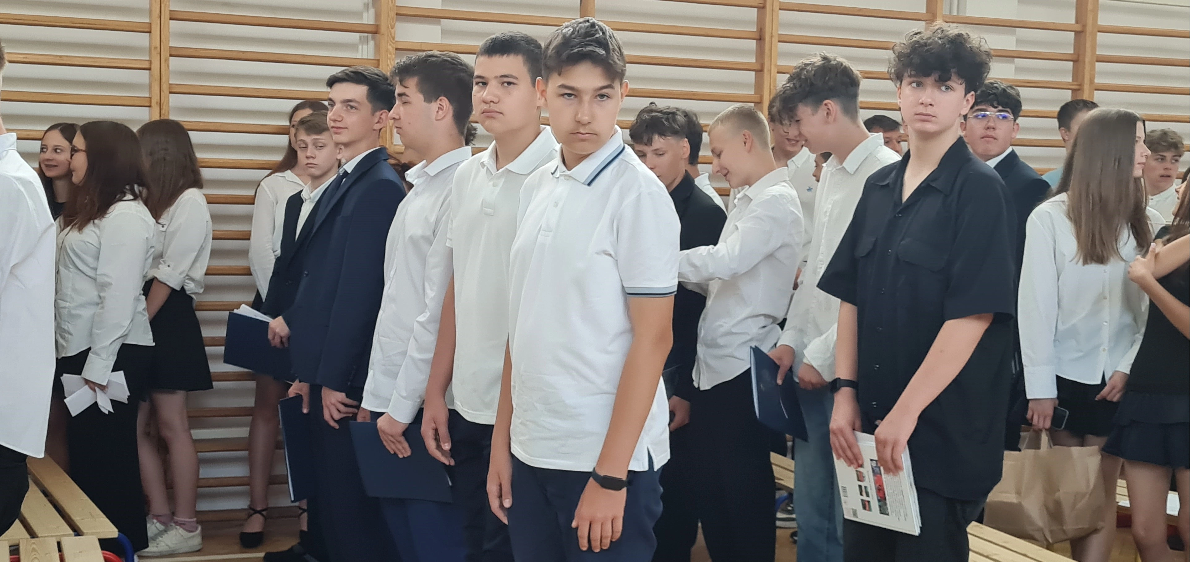 Uroczyste zakończenie roku szkolnego 2024/2025 - klasy 7-8 - zdjęcie 3